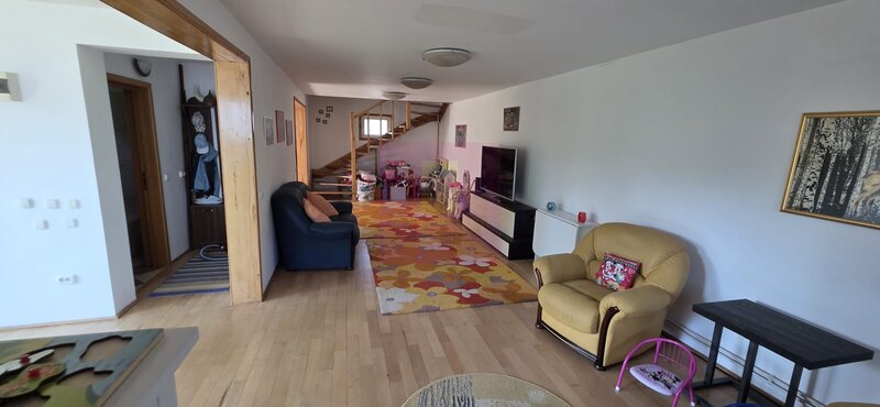 Vila de vanzare cu 4 camere in Breaza