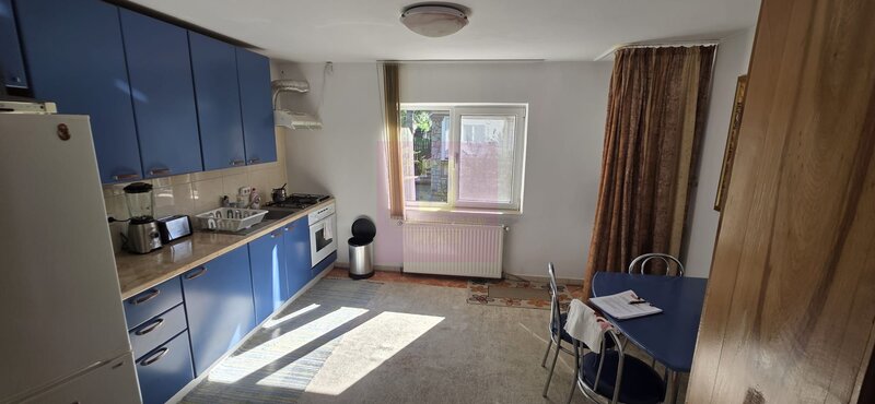 Vila de vanzare cu 4 camere in Breaza